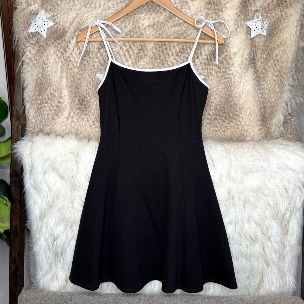 Nordstrom Lush Contrast Bow Dress